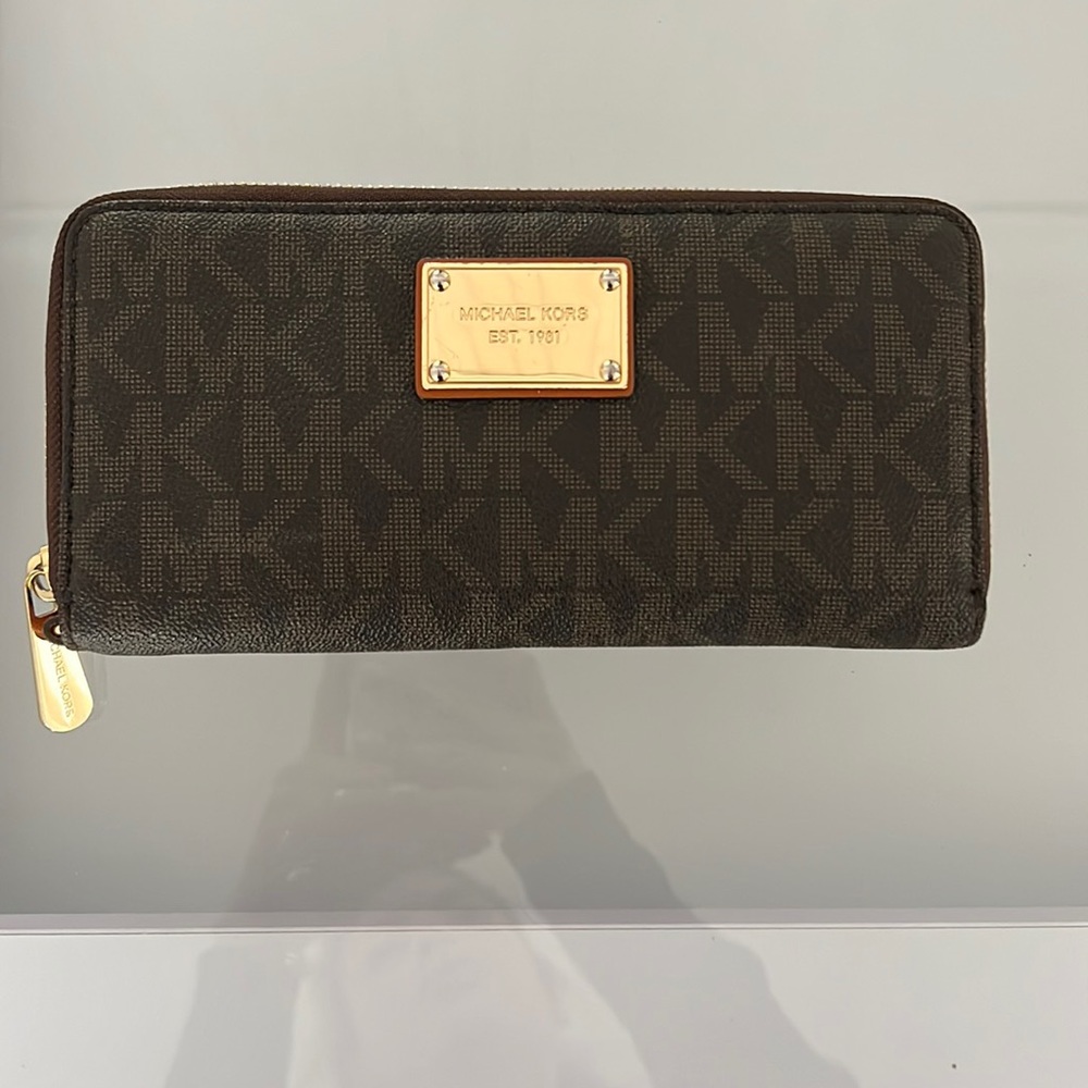 Brown Michael Kors Wallet